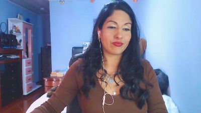 Sahotlove1_ live cam on Cam4