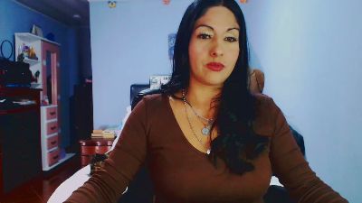 Sahotlove1_ live cam on Cam4