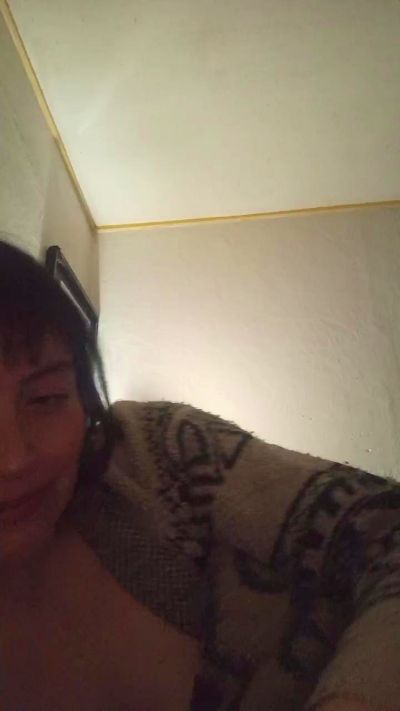 Sailor_Moon69 live cam on Cam4