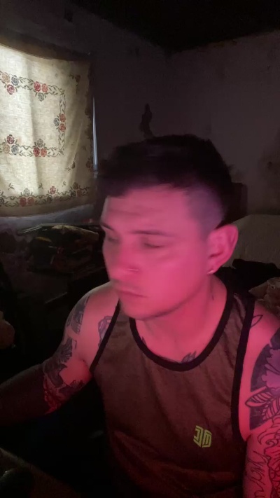 Saimonsalo live cam on Cam4