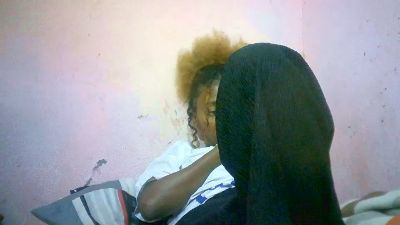 Sairah28 live cam on Cam4
