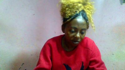 Sairah28 live cam on Cam4