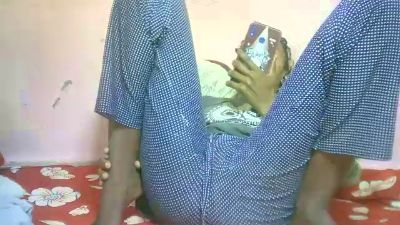 Sairah28 live cam on Cam4