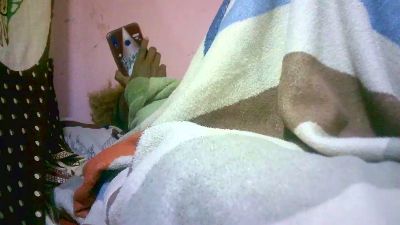 Sairah28 live cam on Cam4