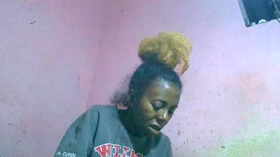 Sairah28 live cam on Cam4