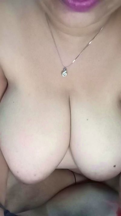 Sajida36 live cam on Cam4