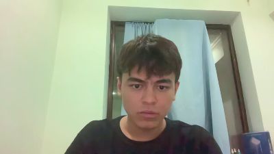 Saker live cam on Cam4