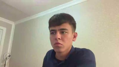 Saker live cam on Cam4