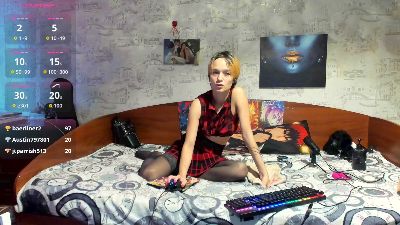 SakuraUchiha live cam on Cam4