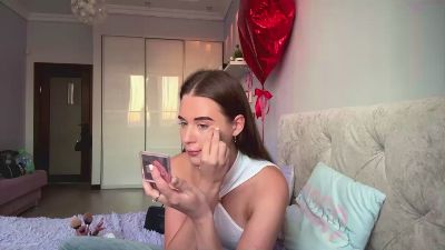 SalenaBennage live cam on Cam4