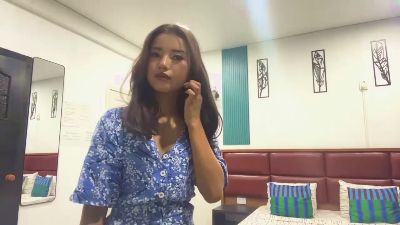 SalinaAbedelah live cam on Cam4