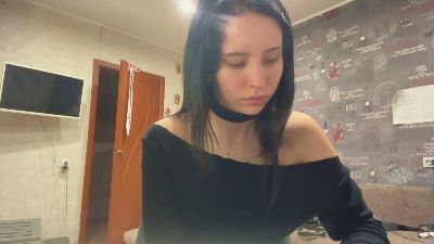 SalleyGoertz live cam on Cam4