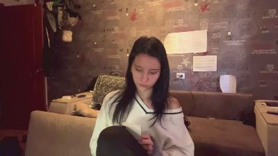 SalleyGoertz live cam on Cam4