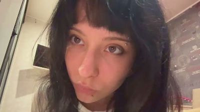 SalleyGoertz live cam on Cam4