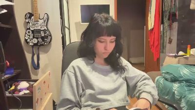 SalleyGoertz live cam on Cam4