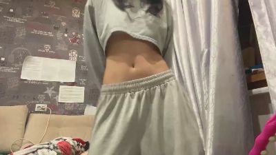 SalleyGoertz live cam on Cam4