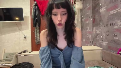 SalleyGoertz live cam on Cam4