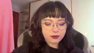 SallieDacanay live cam on Cam4