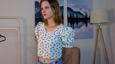 Profile and Statistics for SallieDuperry on Cam4