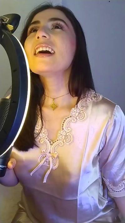 Salma_Tori live cam on Cam4