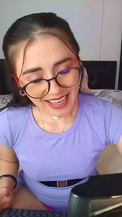 Salma_Tori live cam on Cam4