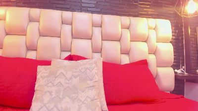 Salo_Heaven live cam on Cam4