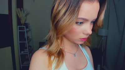 SalomeGouzalez live cam on Cam4