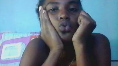 Saluna live cam on Cam4