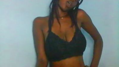 Saluna live cam on Cam4