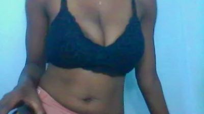 Saluna live cam on Cam4