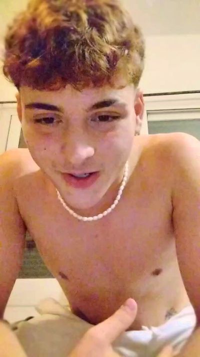 Salvatore2008 live cam on Cam4