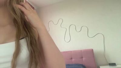 SamAccurso live cam on Cam4
