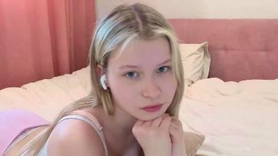 SamAccurso live cam on Cam4
