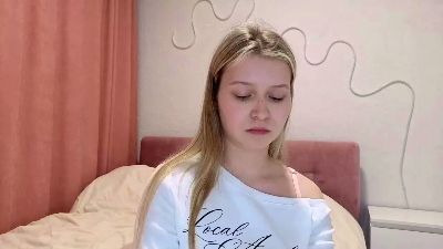 SamAccurso live cam on Cam4