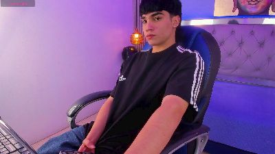 SamBlack_ live cam on Cam4