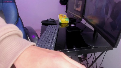 SamBlack_ live cam on Cam4