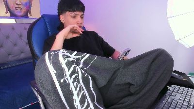 SamBlack_ live cam on Cam4