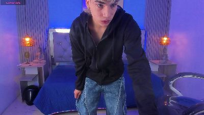 SamBlack_ live cam on Cam4