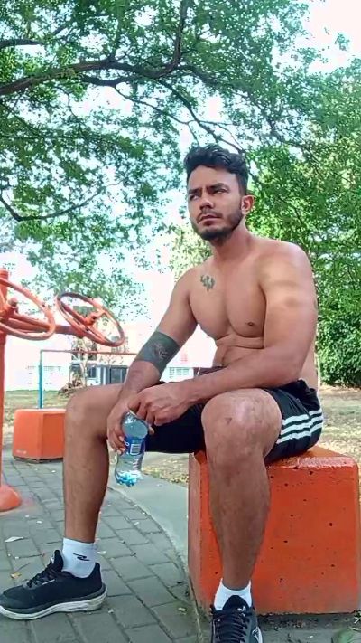 SamMartin_hot live cam on Cam4
