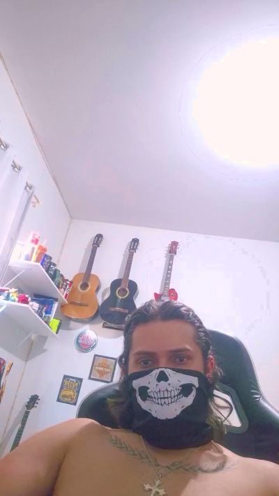 SamRiot live cam on Cam4