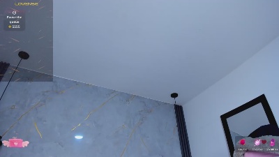 Samaanthaa1 live cam on Cam4