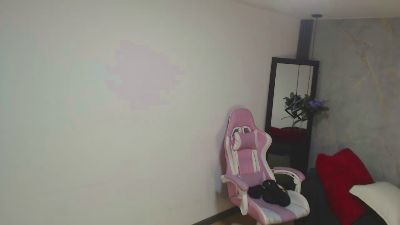 Samaanthaa1 live cam on Cam4