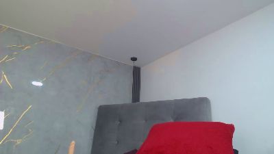 Samaanthaa1 live cam on Cam4