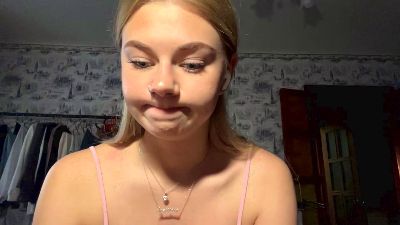 SamellaLopas live cam on Cam4