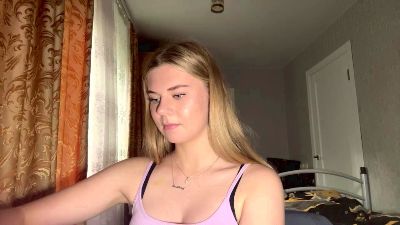 SamellaLopas live cam on Cam4