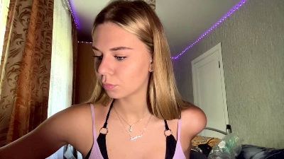 SamellaLopas live cam on Cam4