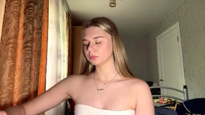 SamellaLopas live cam on Cam4