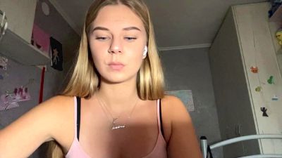 SamellaLopas live cam on Cam4