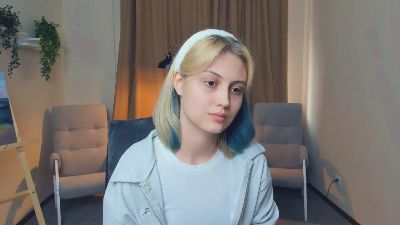 SamellaReeh live cam on Cam4