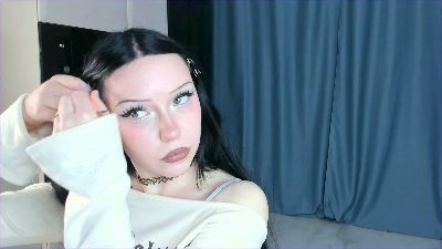 SamiraWeidner live cam on Cam4